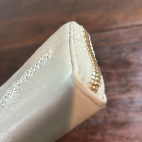 BVLGARI S.Bulgari Metallic Gold Leather Wallet - Picture 16 of 17